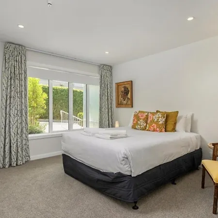 Premium Coastal Apartment